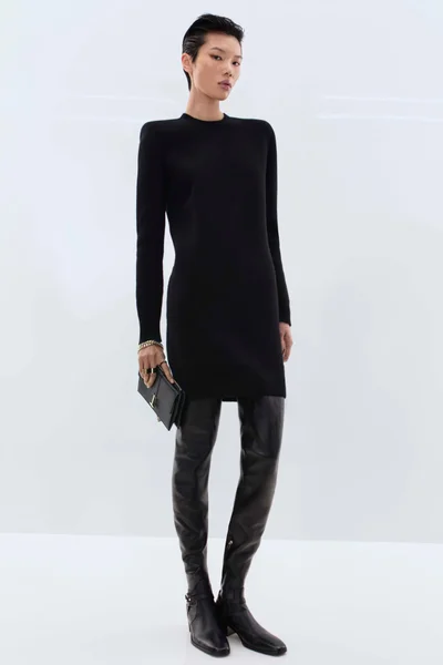 Look 15